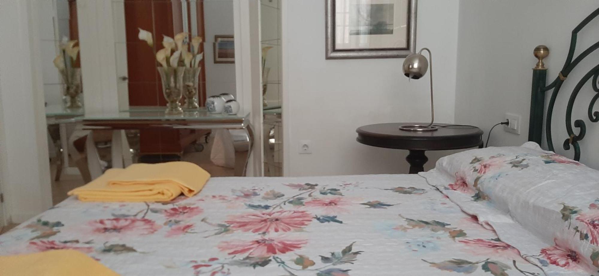 Apto Patio Andaluz. Maximo Confort Y Limpieza Cadiz Luaran gambar
